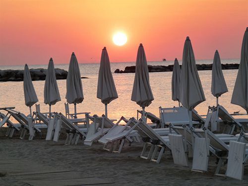 Esperia Hotel